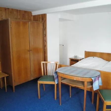 Bed & Kitchen Burgau Apartment Exterior photo