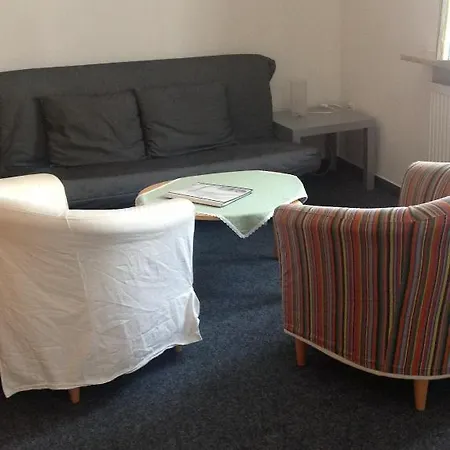 Bed & Kitchen Burgau Apartment Room photo