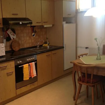 Bed & Kitchen Burgau Apartment Room photo