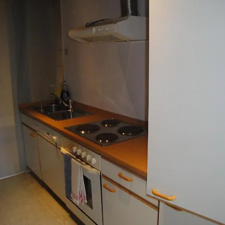 Bed & Kitchen Burgau Apartment Room photo